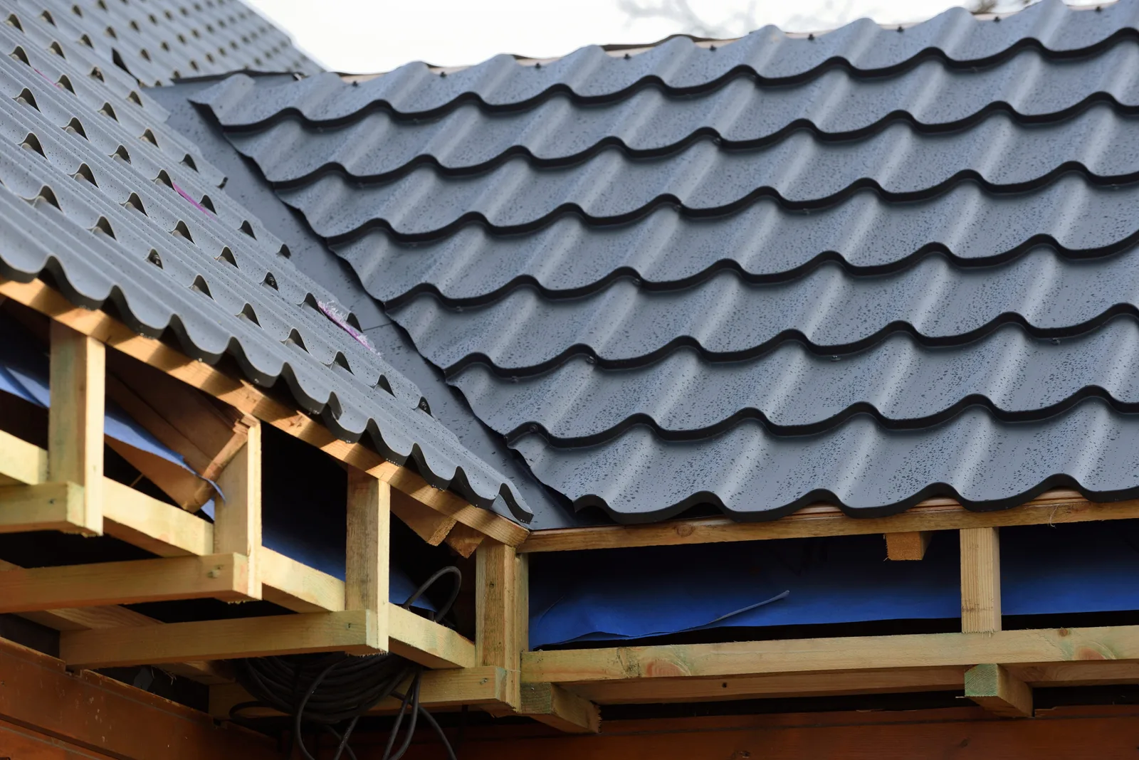 How Long Does a Metal Roof Last?