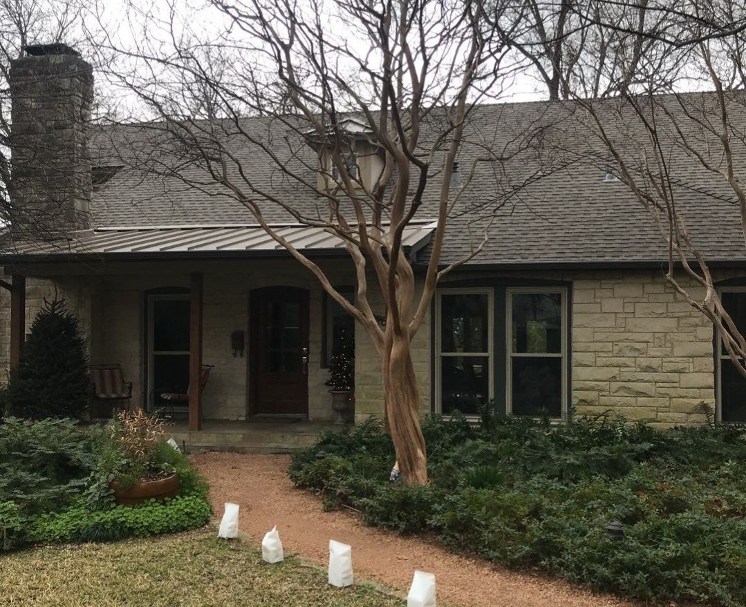 Lakewood home on Tokalon Drive before roof replacement