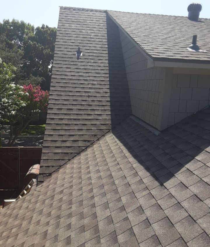 Completed GAF Timberline Weathered Wood roof in Town Creek, Lake Highlands 75243